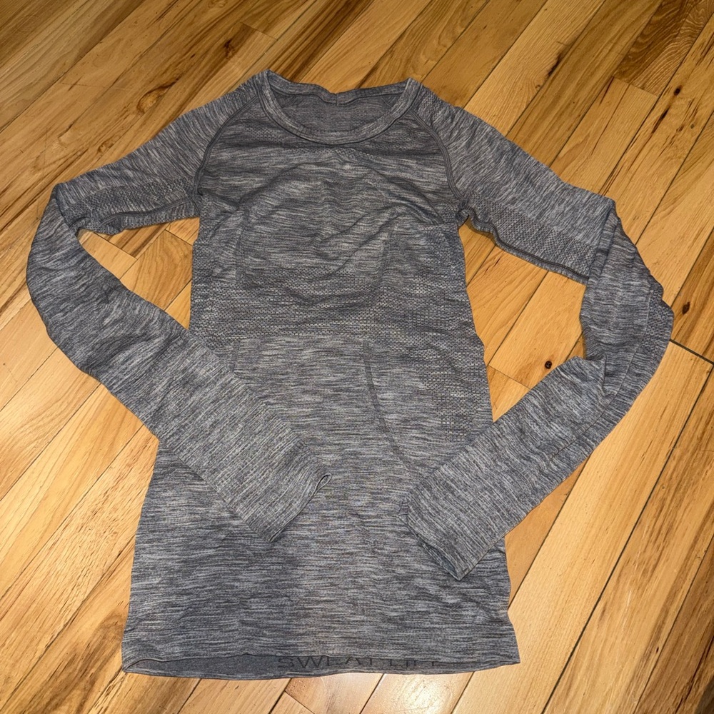 lululemon athletica Gray Long Sleeve Top
